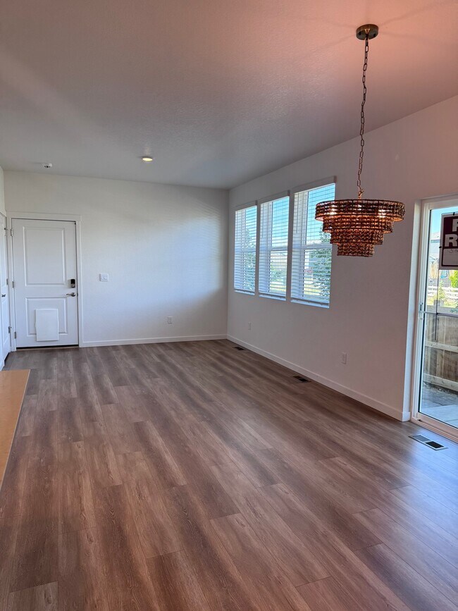 Building Photo - 962 Andrews Crst Dr