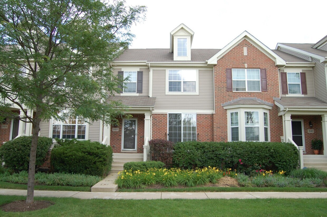 Primary Photo - 337 Bradbury Ln