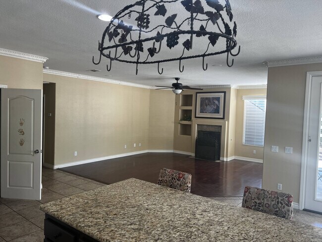 Building Photo - 40683 Baccarat Rd