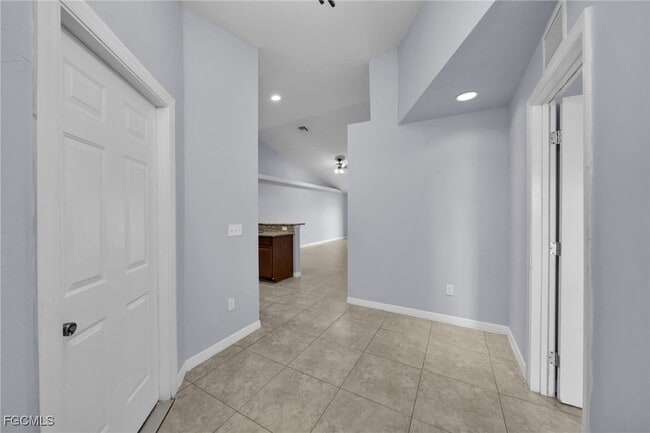Foto del edificio - 1619 SW 33rd St