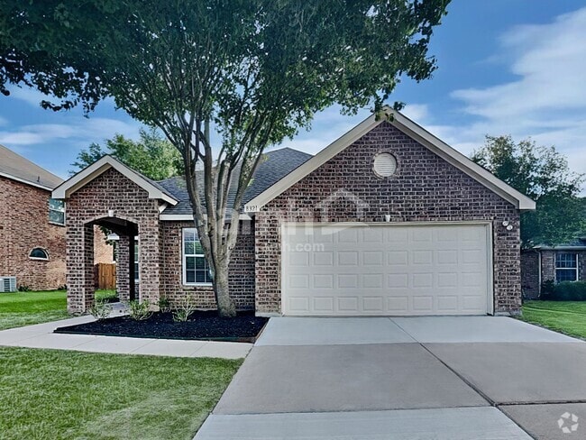 Building Photo - 8321 Brigalow St