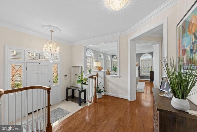 Foto del edificio - 5120 Warren Pl NW