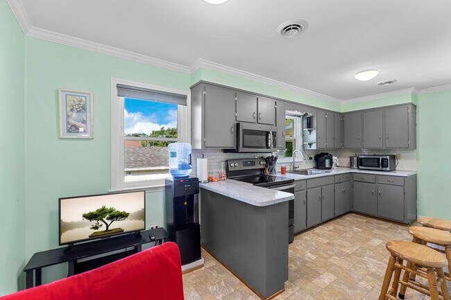 Building Photo - 54 W Henrietta St