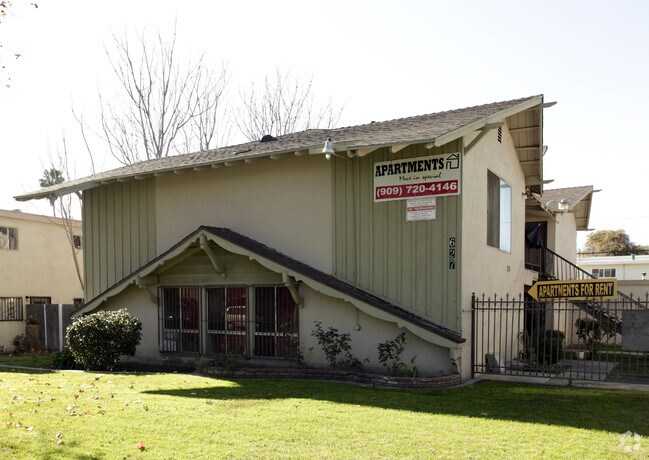 Foto del edificio - 627-639 Karesh Ave