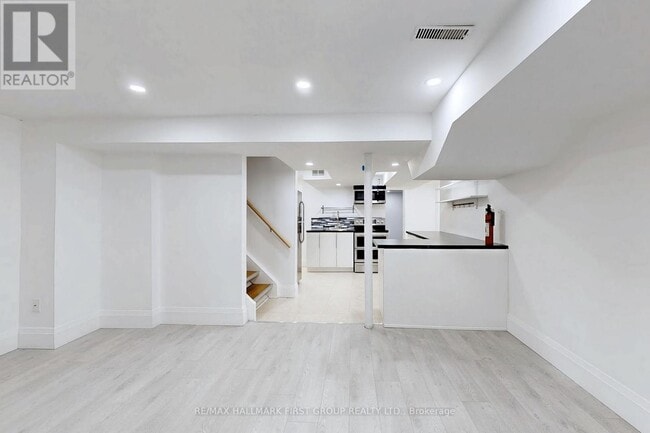 Building Photo - 1 Bramwell Dr