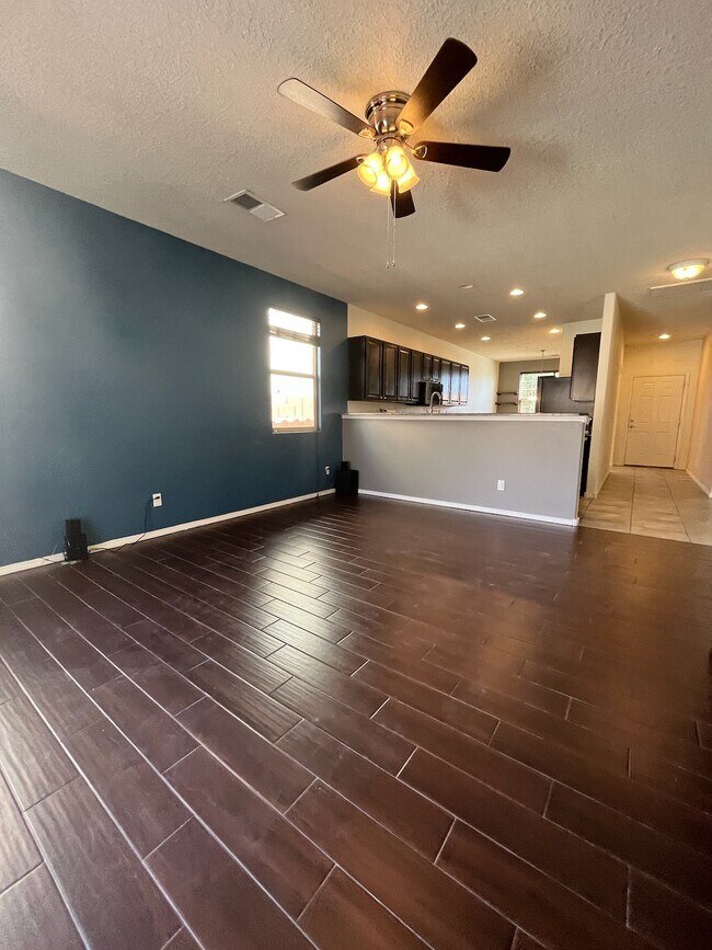 Foto del edificio - 4011 Sierra Alta Ave NE