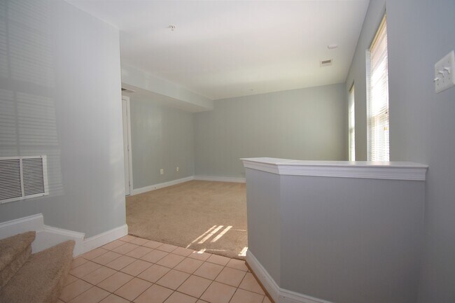 Foto del edificio - Fantastic 3 Bedroom 2.5 Bathroom Townhouse in KING FARM!