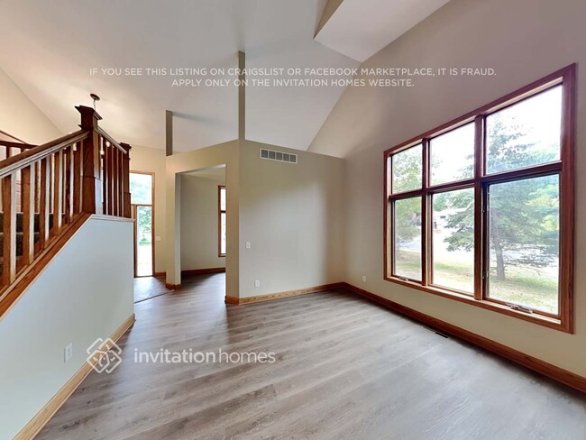 Building Photo - 7058 147th St W