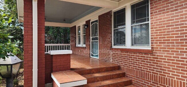 Foto del edificio - 3411 N Fulton Ave