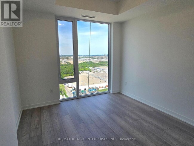 Building Photo - 474-2474 Caldari Rd