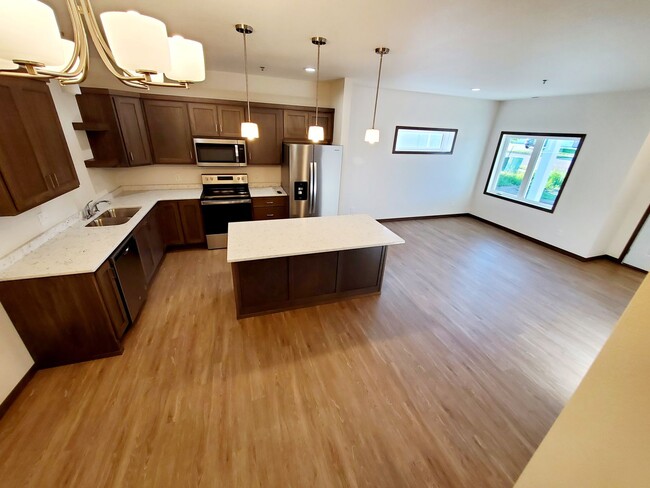 Building Photo - 4450 Cumberland Loop