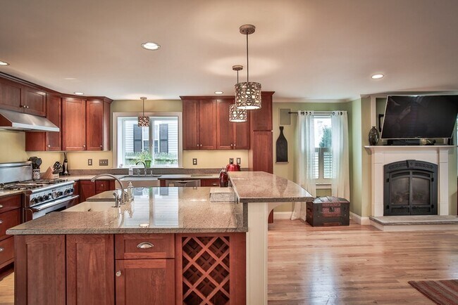 Foto del edificio - 14 Pleasant St