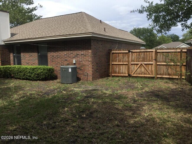 Foto del edificio - 5058 Acre Estates Dr