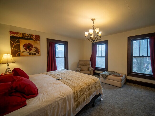 Photo - 1805 Commerce Ave House