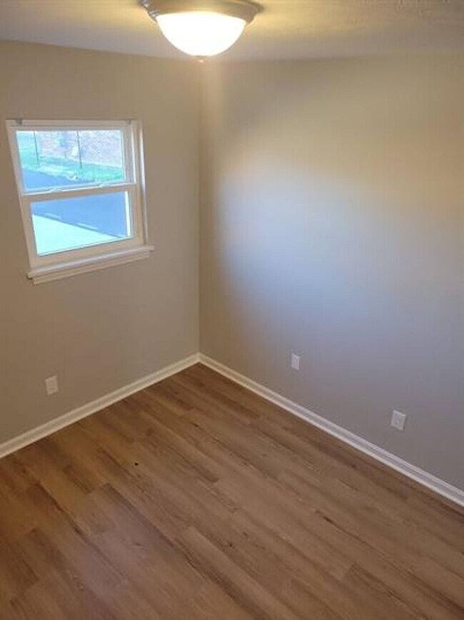 Foto del edificio - 4808 Saddlebrook Ln