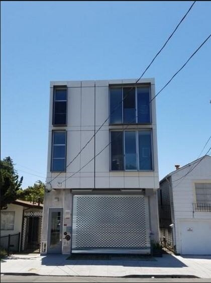 Primary Photo - 6137 Macarthur Blvd