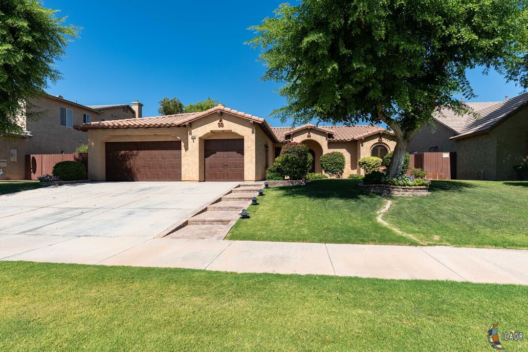 Primary Photo - 1050 Glenwood Dr