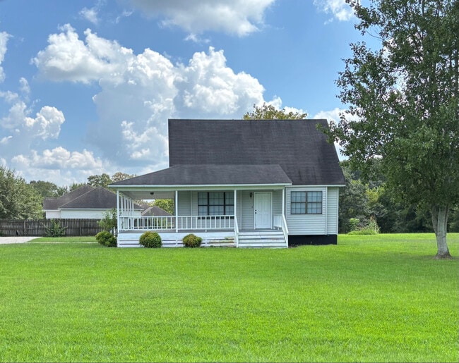 Building Photo - 3968 Friendship Rd
