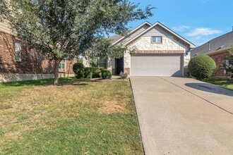 Building Photo - 2612 Creeping Vine Ct