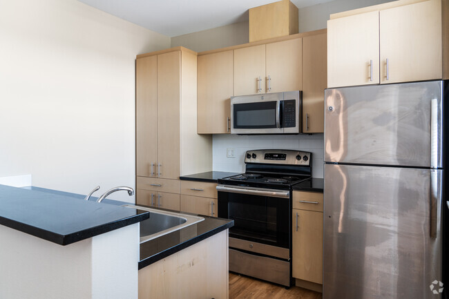 1BR, 1BA, - 761SF - Kitchen - The Tristan