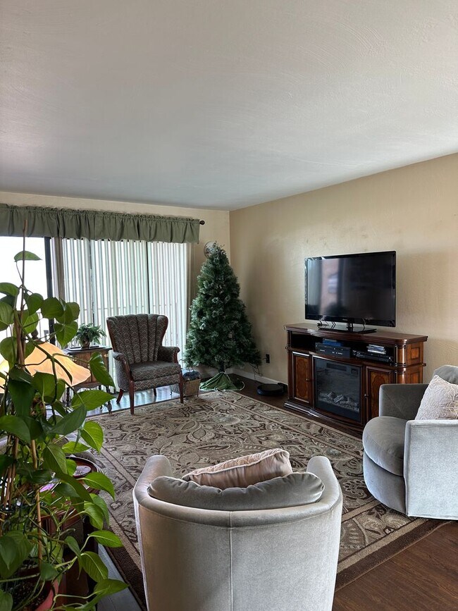 Foto del edificio - Winter 23/24 Furnished Rental - Nov-Dec-Jan