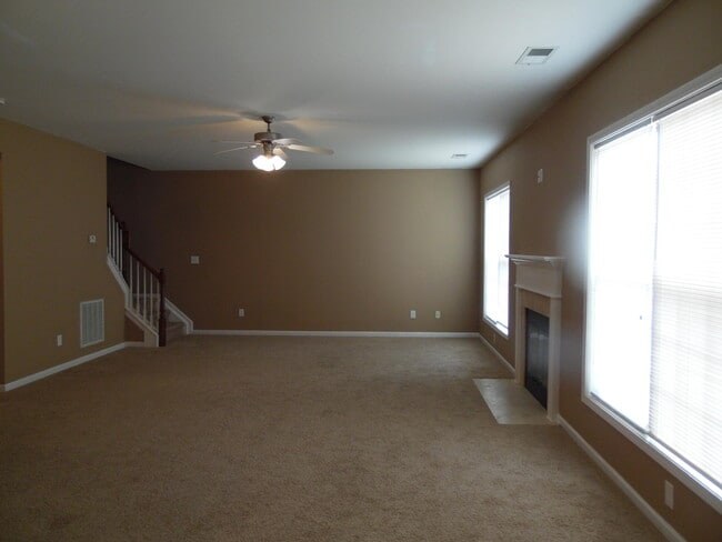 Building Photo - 541 Bulrush Trace