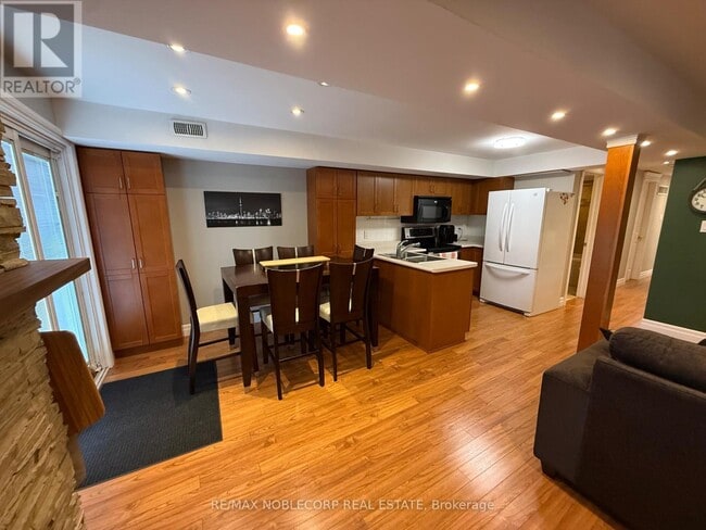 Building Photo - 38 D'Amato Crescent