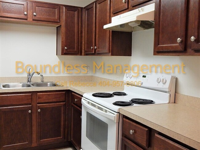 Foto del edificio - 2041 Thomasville Ct SE