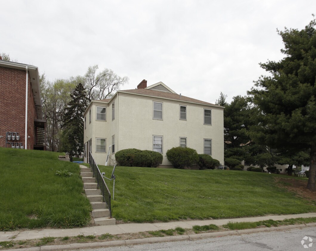 Building Photo - 818 North 46th Street