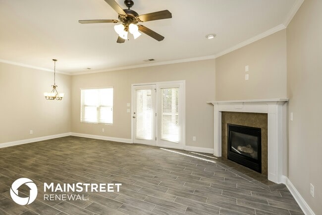 Building Photo - 4715 Sweet Water Dr
