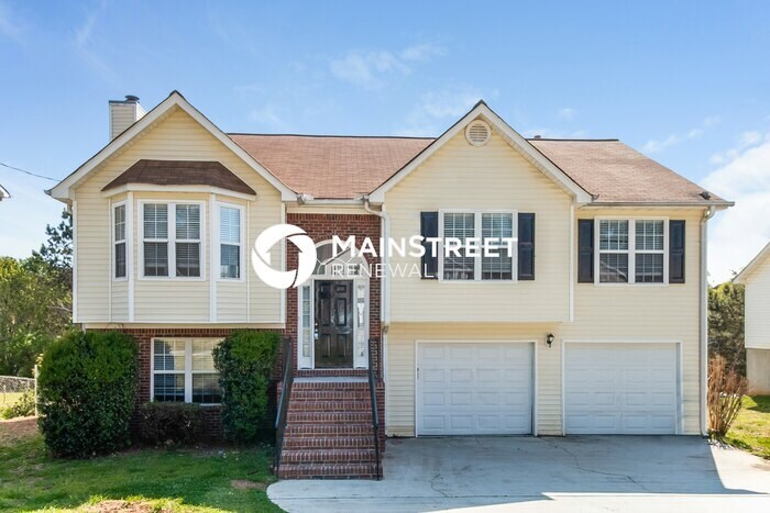 Foto principal - 4 Bedroom Pet-Friendly Home in Ellenwood, ...
