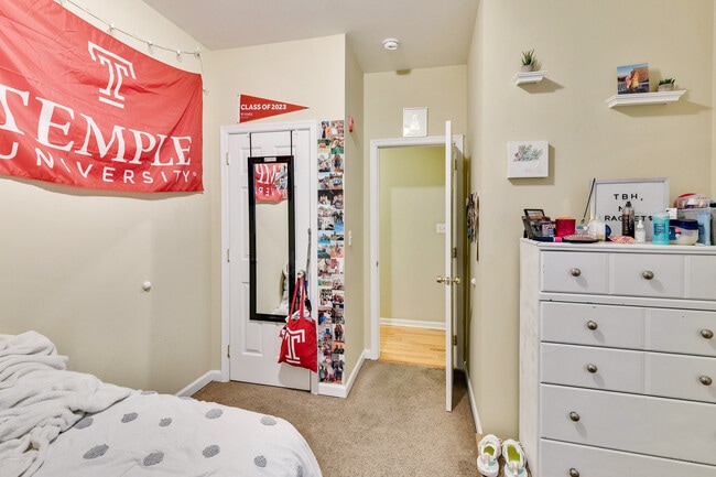 Building Photo - 1816 N 17th St