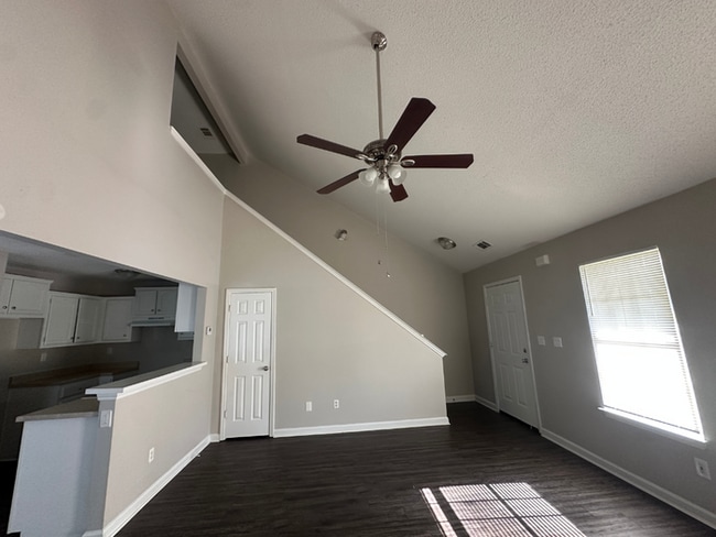 Photo - Charming 3BR/2.5BA Bartlett Area Home | Hardwood Floors Throughout, High Ceilings & Fireplace