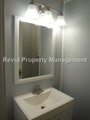 Foto del edificio - 144 N Belvedere Blvd