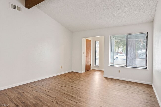 Building Photo - 2 br, 2 bath Duplex - 7606 Lakewood Park D...