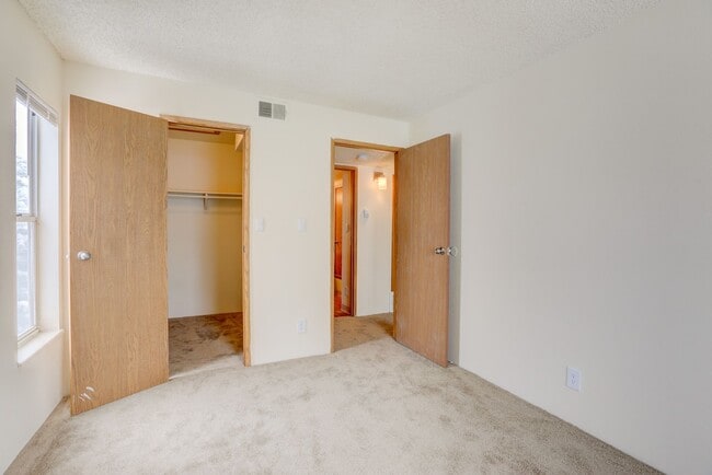 Interior Photo - Americana Lakewood Apartments