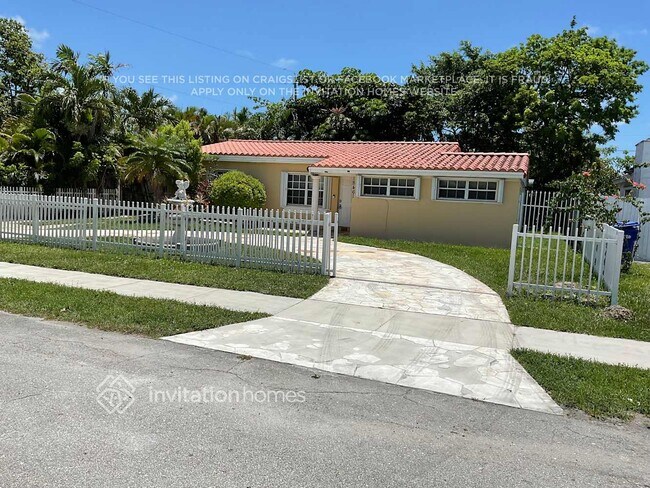 Foto del edificio - 18461 NE 21st Ave