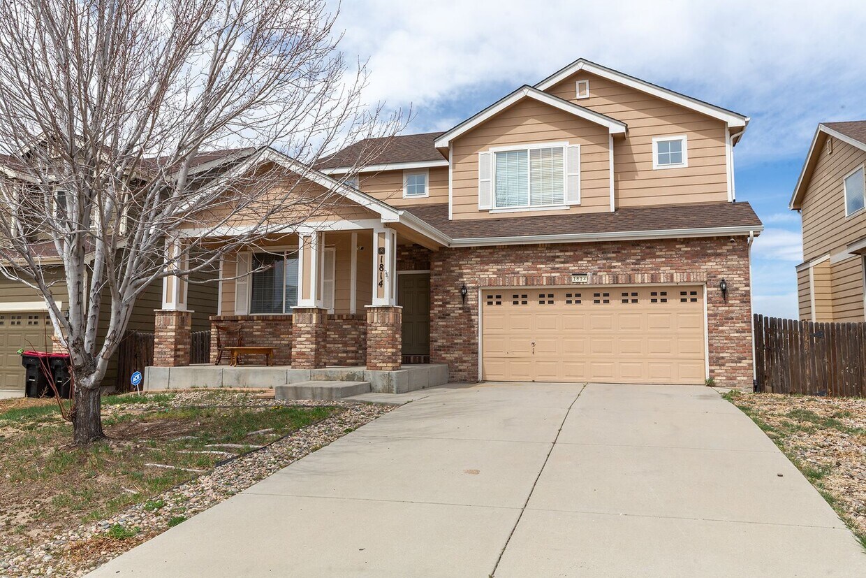 Primary Photo - Single Family House for Rent - Claremont R...