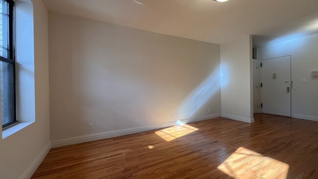 Building Photo - 282 Cabrini Blvd