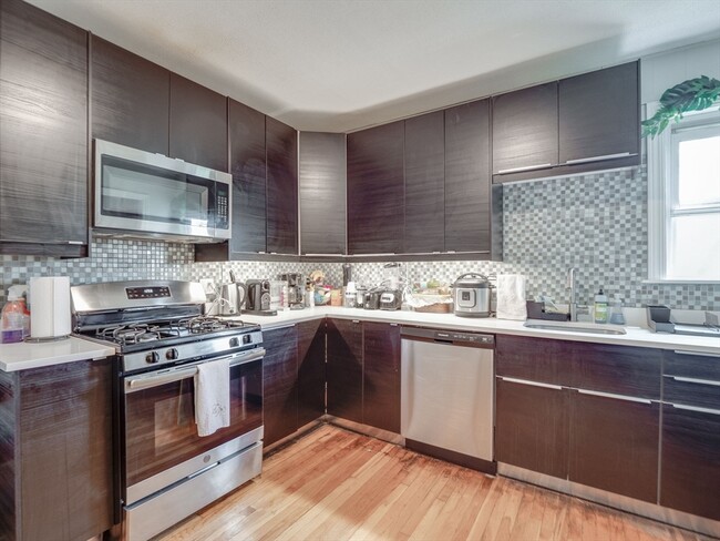 Foto del edificio - 354 Beacon St