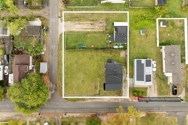 Foto del edificio - 2220 Sale Rd