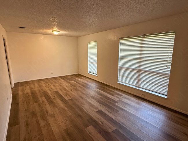 Foto del edificio - 4638 Shavano Woods