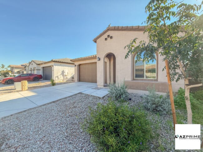 Foto del edificio - Stunning 4/3 Phoenix Solar Home Near South Mountain!