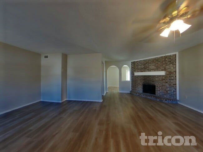 Building Photo - 5612 Cherilee Ln