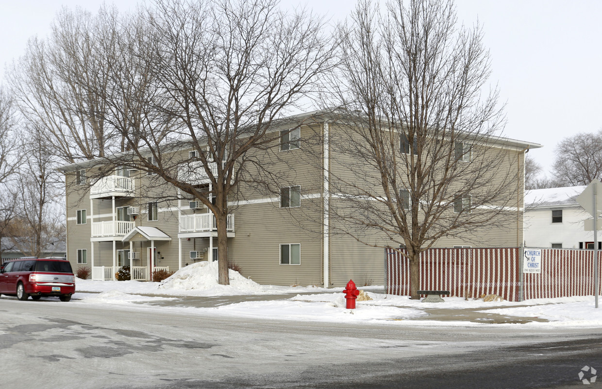 Building Photo - Northbrook & Ryan Drive Apartments