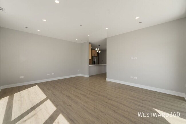 Foto del edificio - 2354 W Polk St