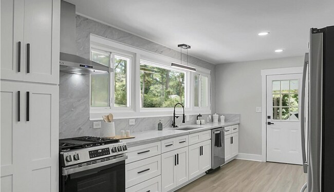 Foto del edificio - 107 Woodland Dr