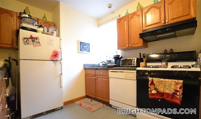 Building Photo - 551 Washington St