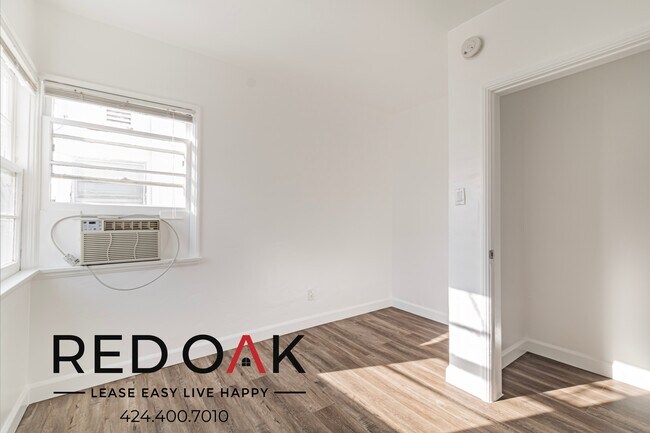 Foto del edificio - 106 N 1st St