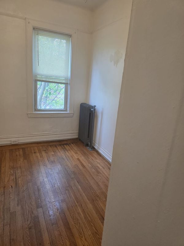 Foto del edificio - 1527 Jarvis Ave